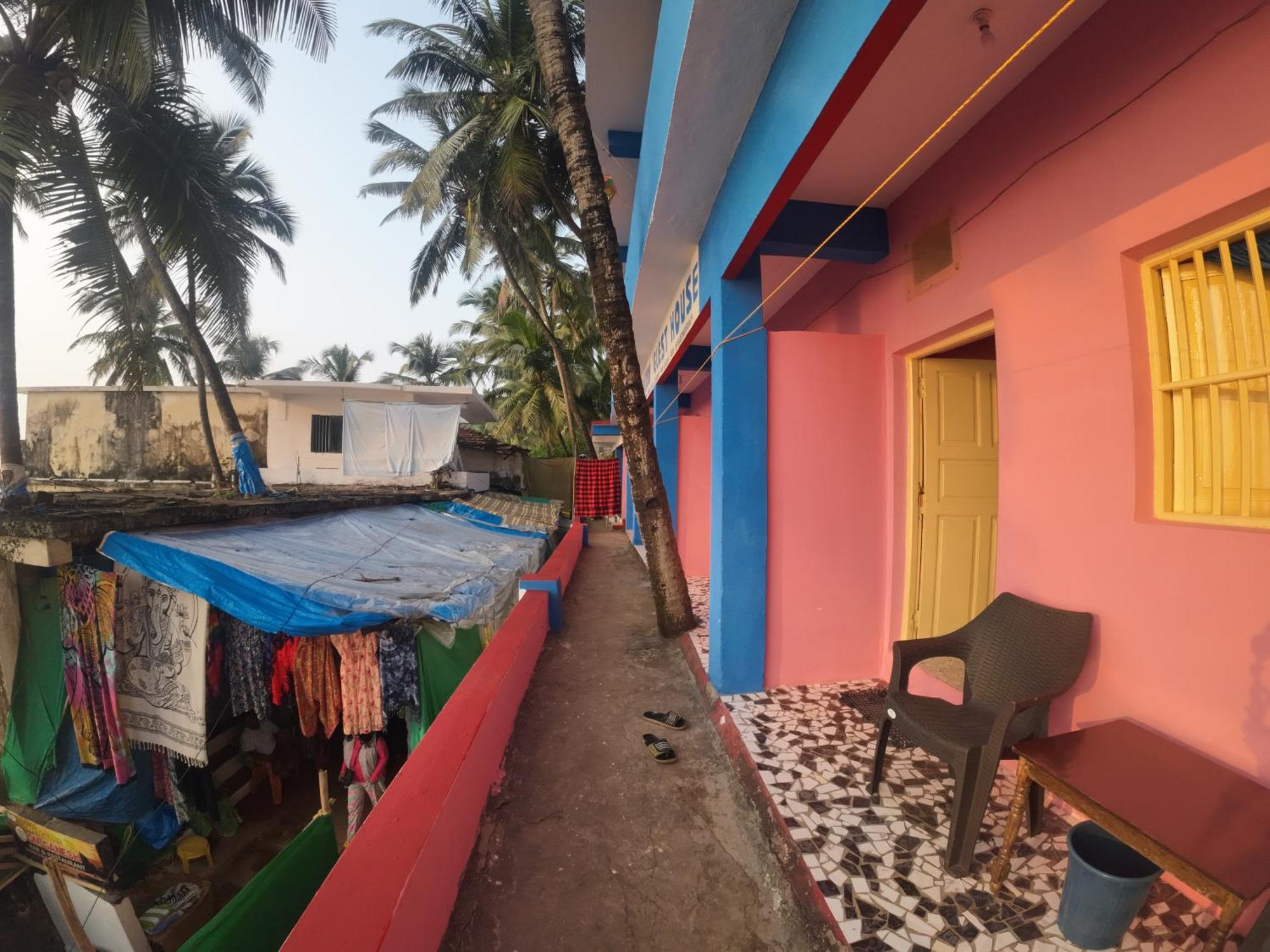 Om Ganesh Guest House Cliffside Arambol Kültér fotó