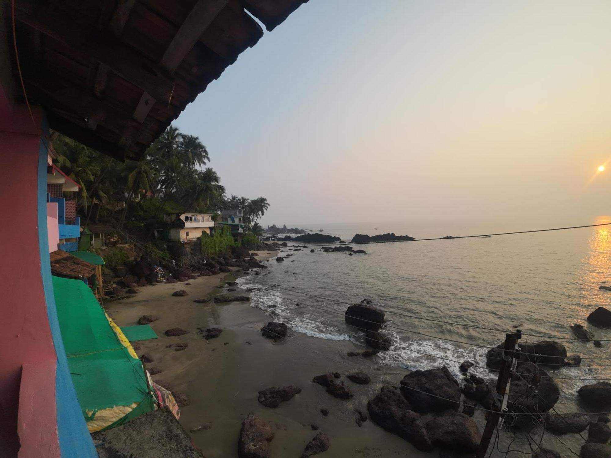 Om Ganesh Guest House Cliffside Arambol Kültér fotó