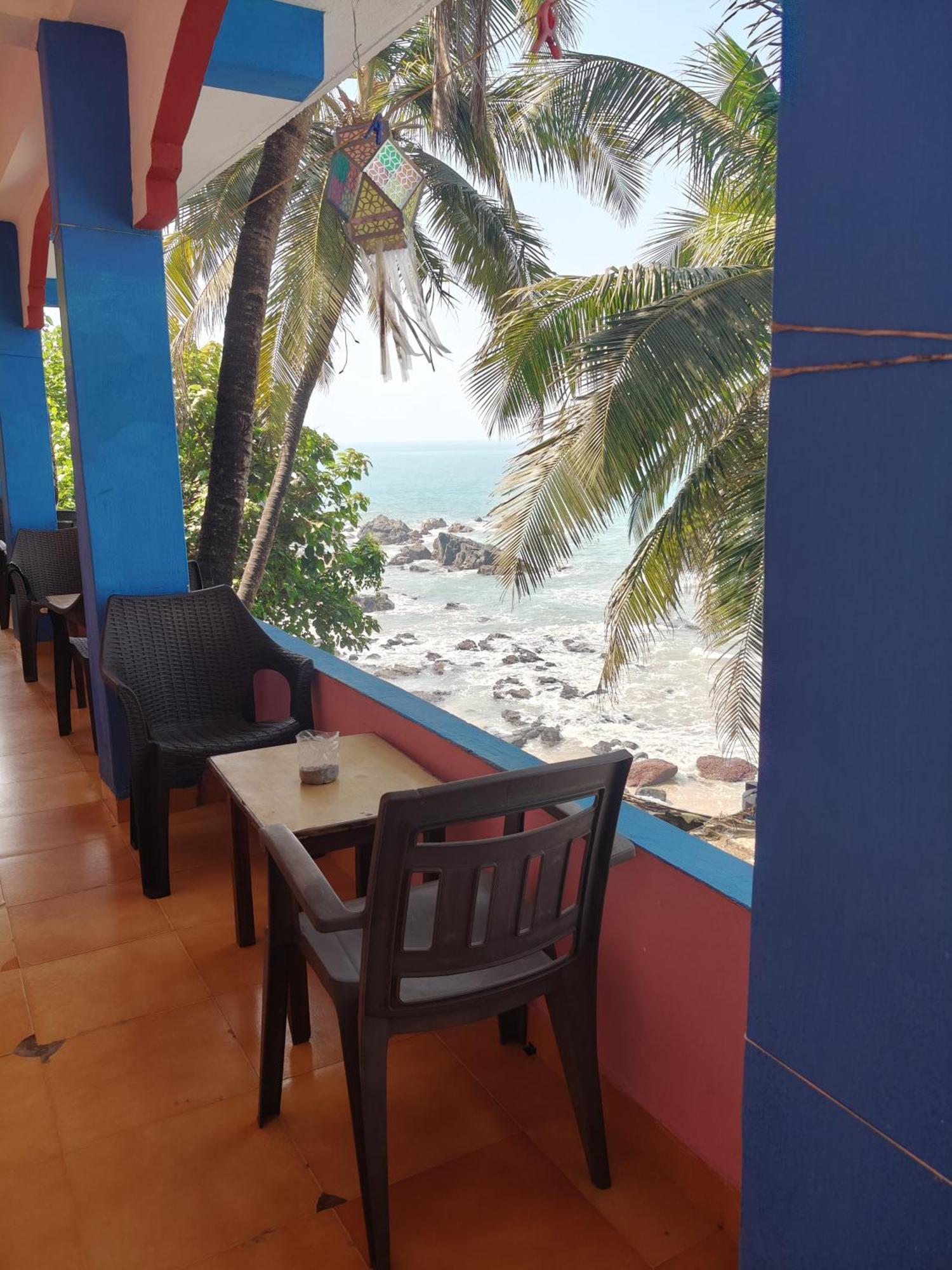 Om Ganesh Guest House Cliffside Arambol Szoba fotó
